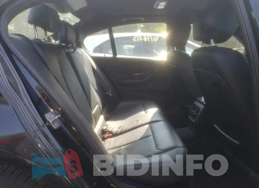 WBA3B3C53FJ983725 Photo# 10
