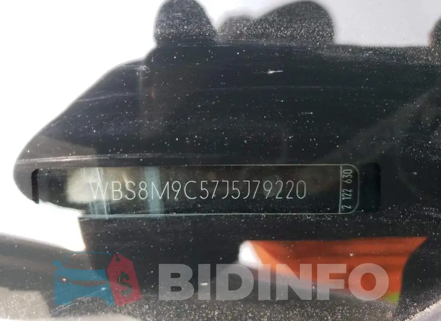 WBS8M9C57J5J79220 Photo# 12