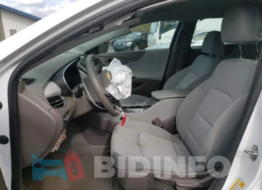 1G1ZB5ST3NF182201 Photo# 7