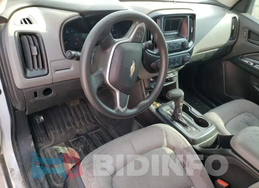 1GCHSAEA4F1247335 Photo# 8