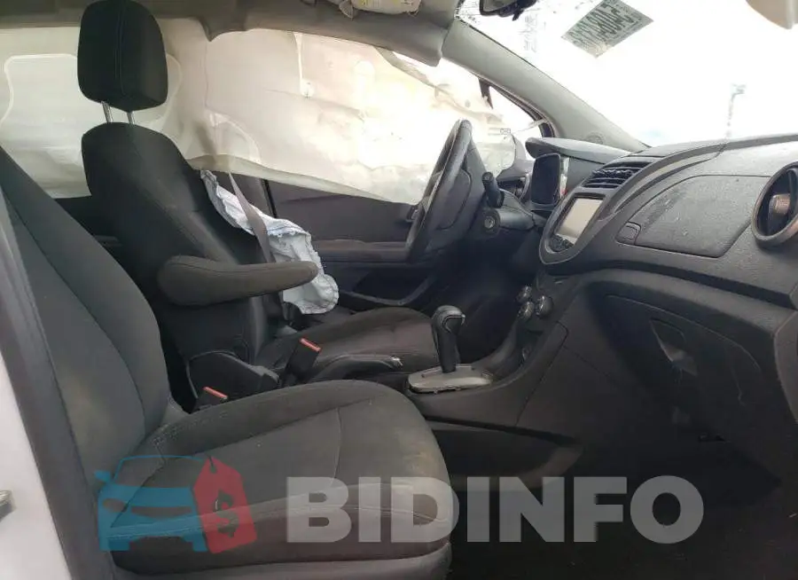 3GNCJNSB1GL268145 Photo# 7