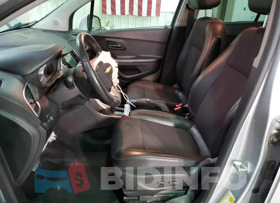 KL7CJPSBXKB810824 Photo# 7