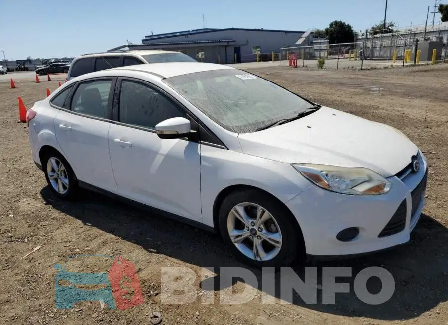 1FADP3F27EL237636 Photo# 4