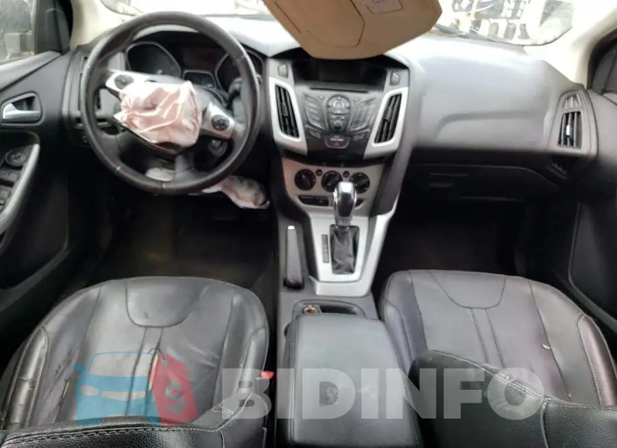 1FADP3K27EL189822 Photo# 8