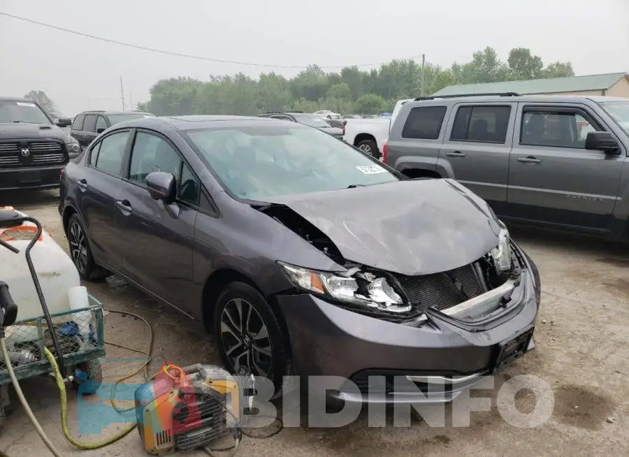 19XFB2F88FE015505 Photo# 4