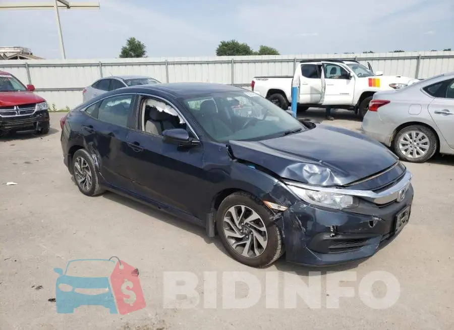19XFC2F70HE023251 Photo# 4