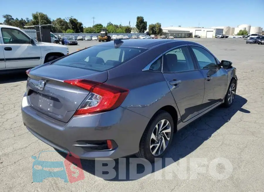 19XFC2F74HE227485 Photo# 3