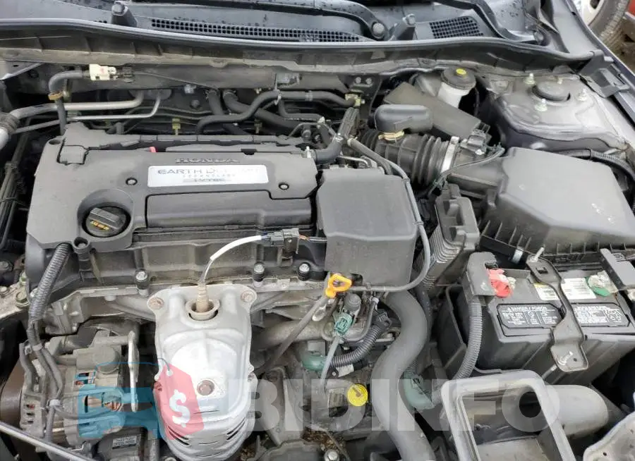 1HGCR2F33FA180031 Photo# 11