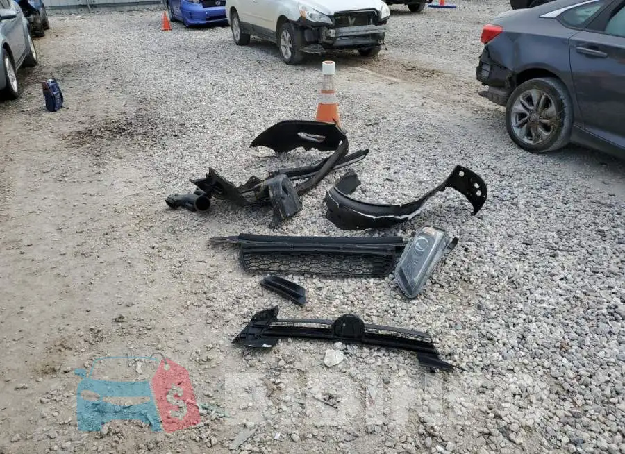 1HGCR2F3XFA181273 Photo# 12