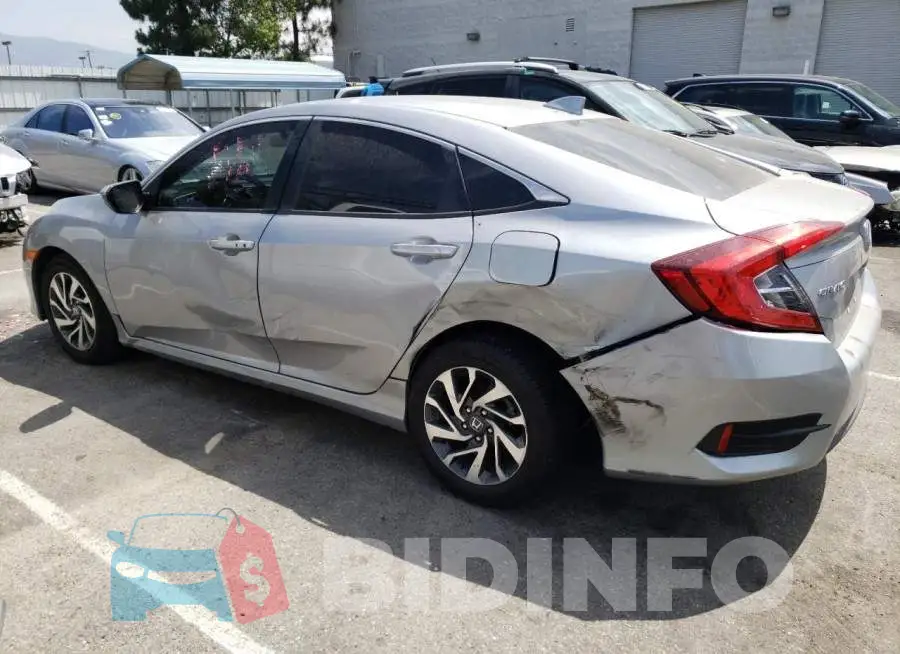 2HGFC2F7XJH528581 Photo# 2