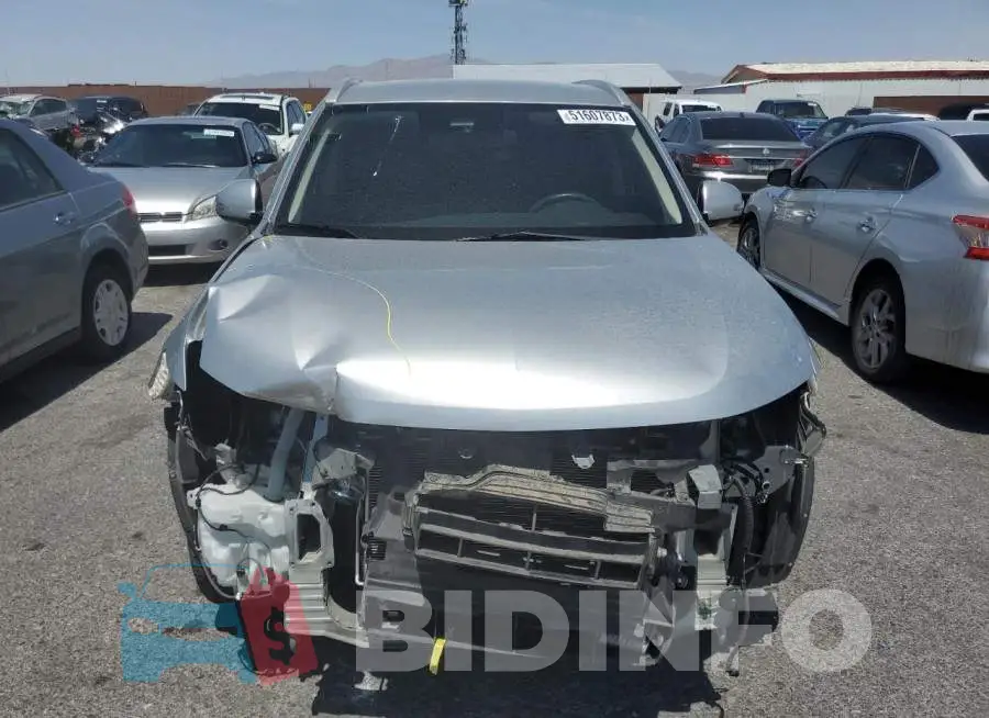 JA4AD3A37LZ042680 Photo# 5