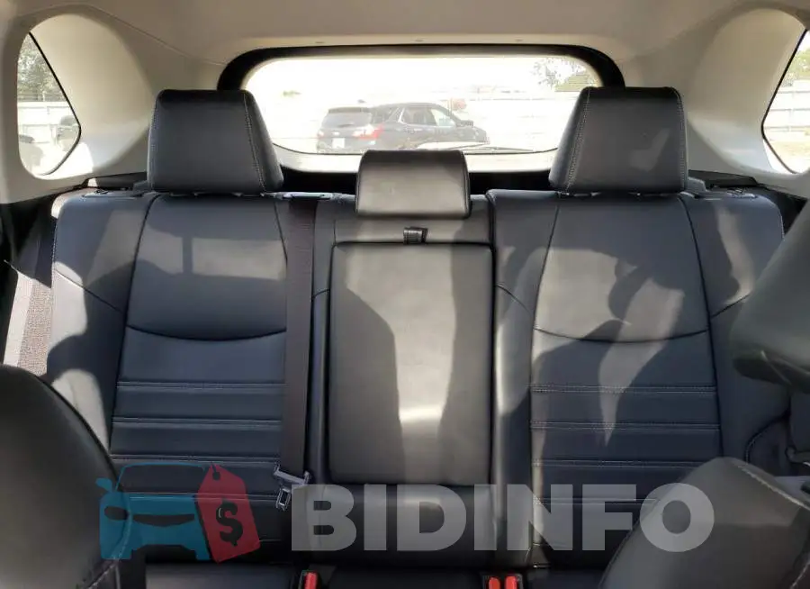 JTMC1RFV5LD043232 Photo# 10