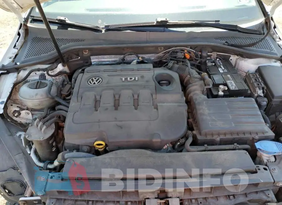 3VW2A7AU6FM012706 Photo# 11