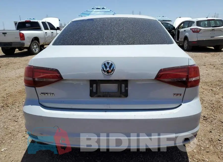 3VW2B7AJXHM335517 Photo# 6