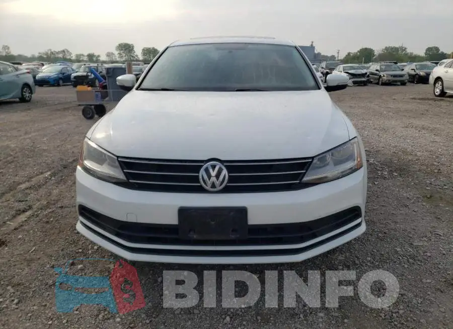 3VWDB7AJ0HM392995 Photo# 5