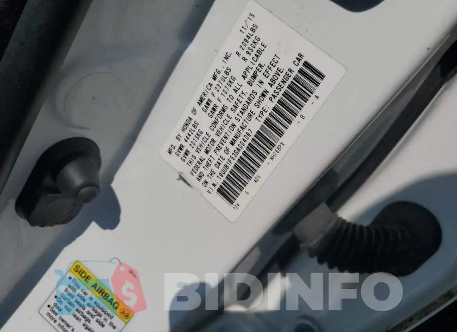 19UUB1F53GA004067 Photo# 12