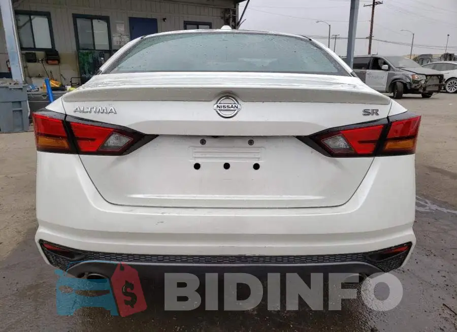 1N4BL4CV5KC170957 Photo# 6