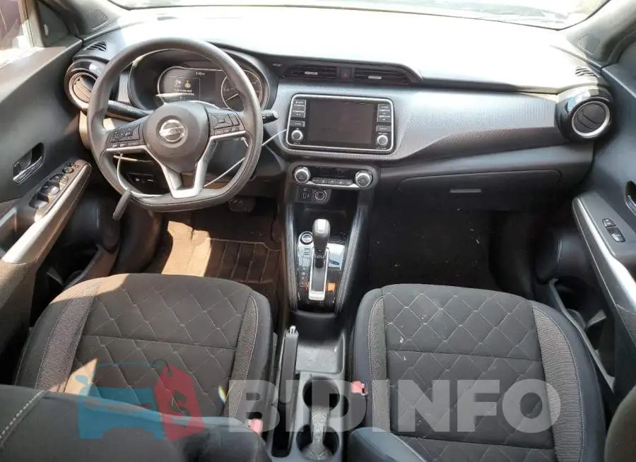 3N1CP5CU7JL531157 Photo# 8