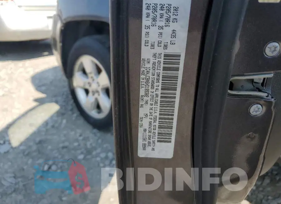 1C4NJCBA6HD189302 Photo# 13