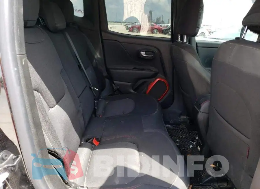 ZACCJBCB2HPF00380 Photo# 11