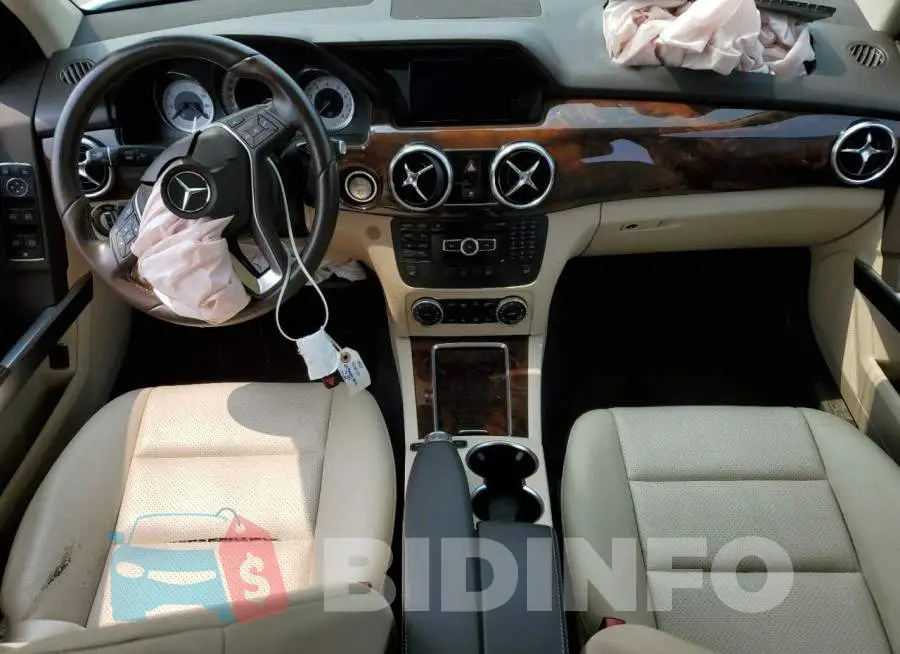 WDCGG8JB9FG354053 Photo# 8