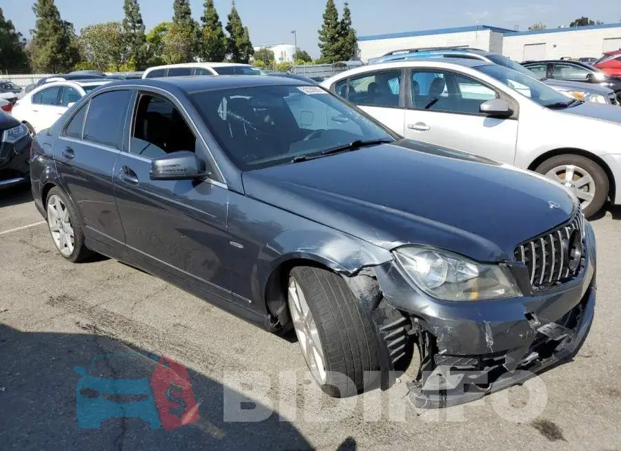 WDDGF4HB1EA962583 Photo# 4