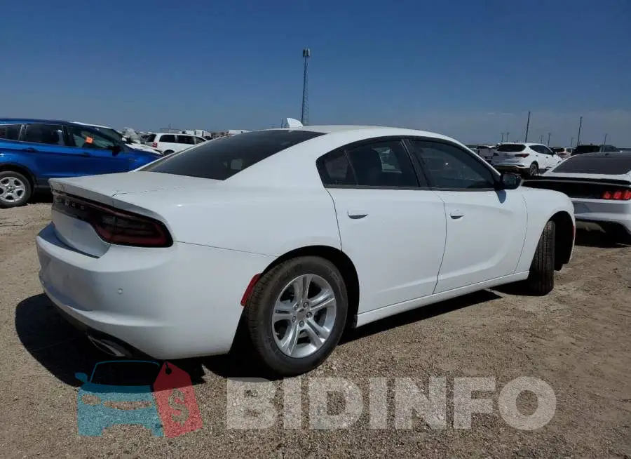 2C3CDXBG4PH572641 Photo# 3