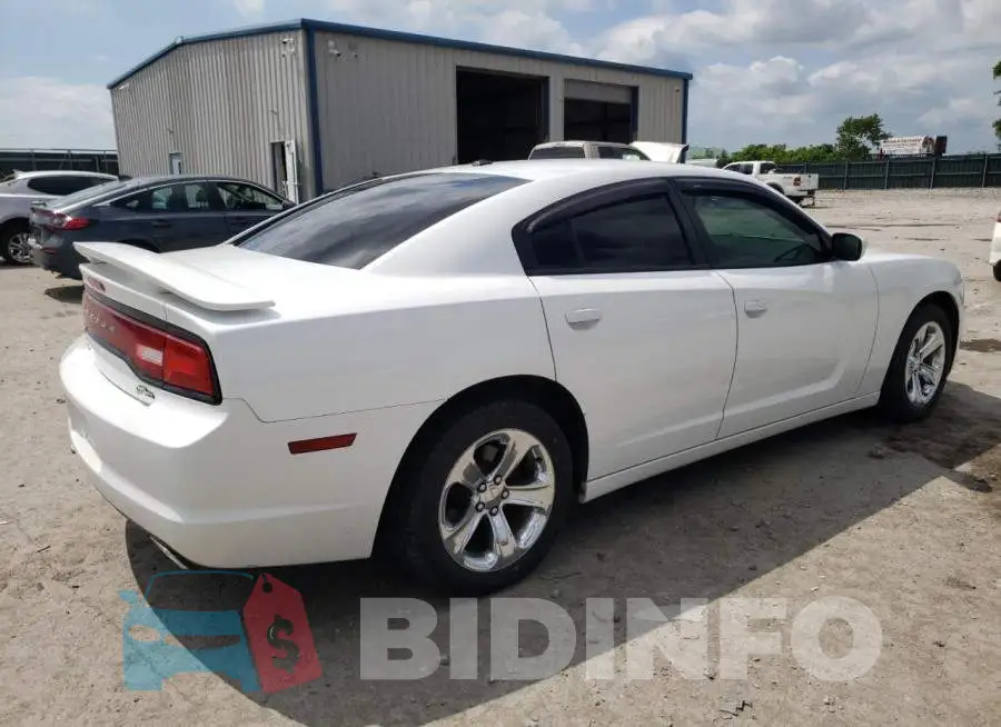 2C3CDXBG8EH232289 Photo# 3