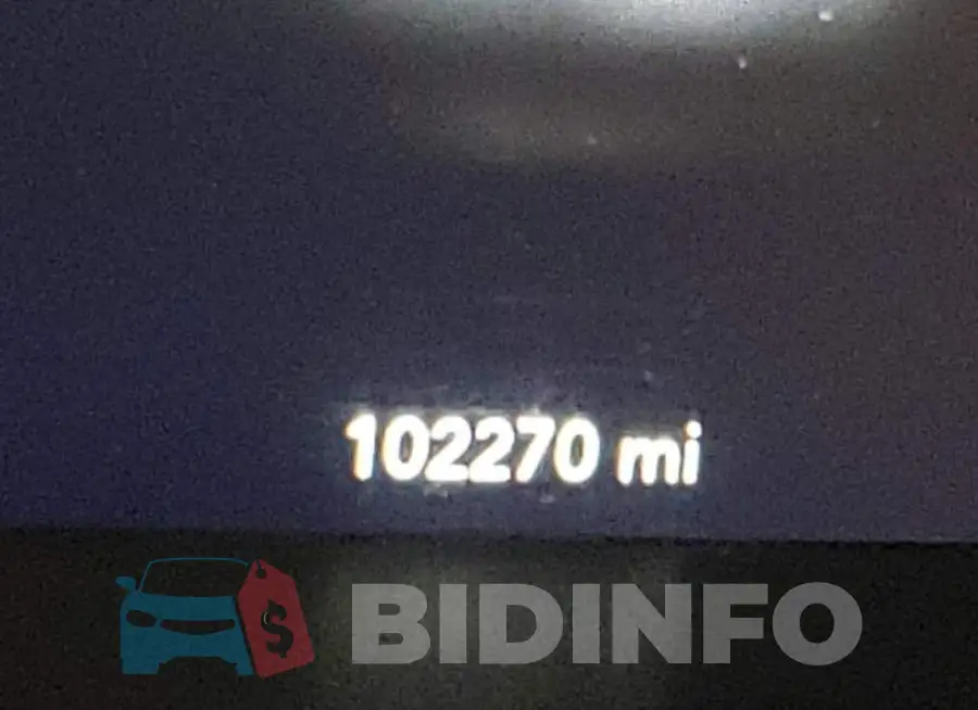 2C3CDXCT8KH603104 Photo# 8