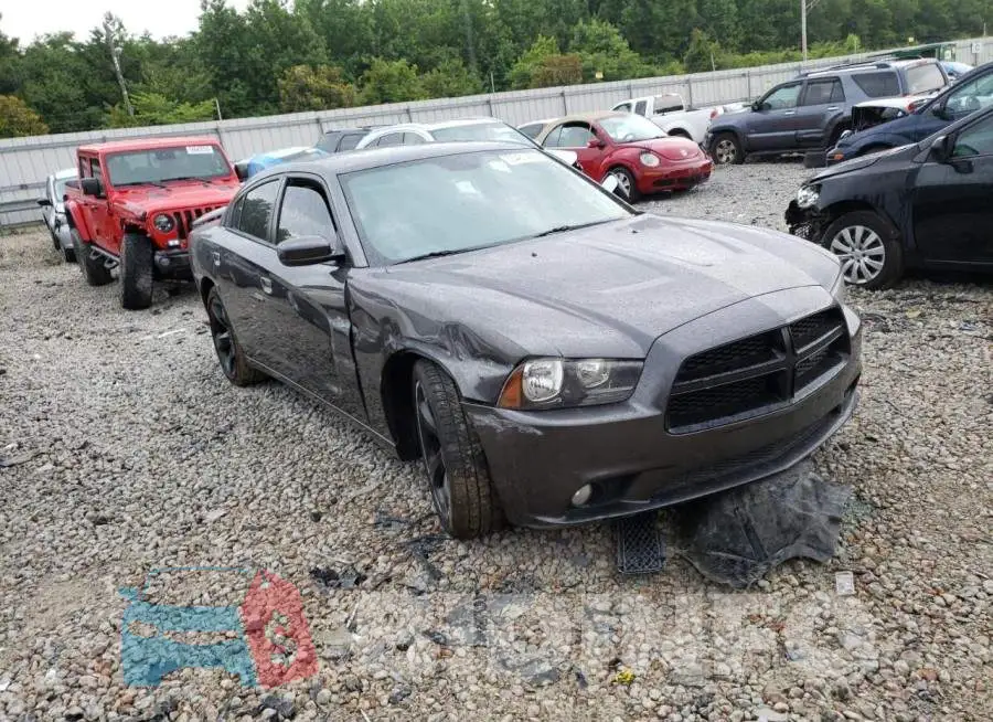 2C3CDXHGXEH282358 Photo# 4