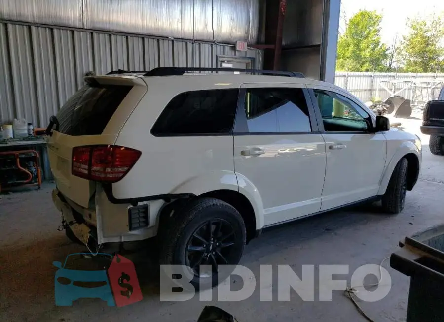 3C4PDCAB3LT272215 Photo# 3