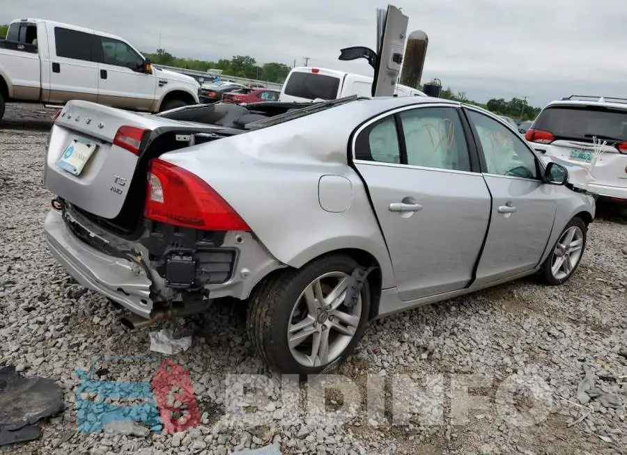 YV1612TD4F1306942 Photo# 3