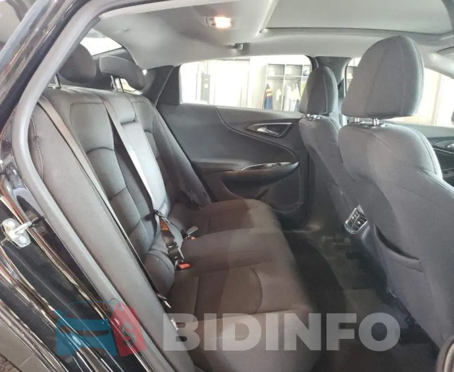 1G1ZD5ST4NF178510 Photo# 10