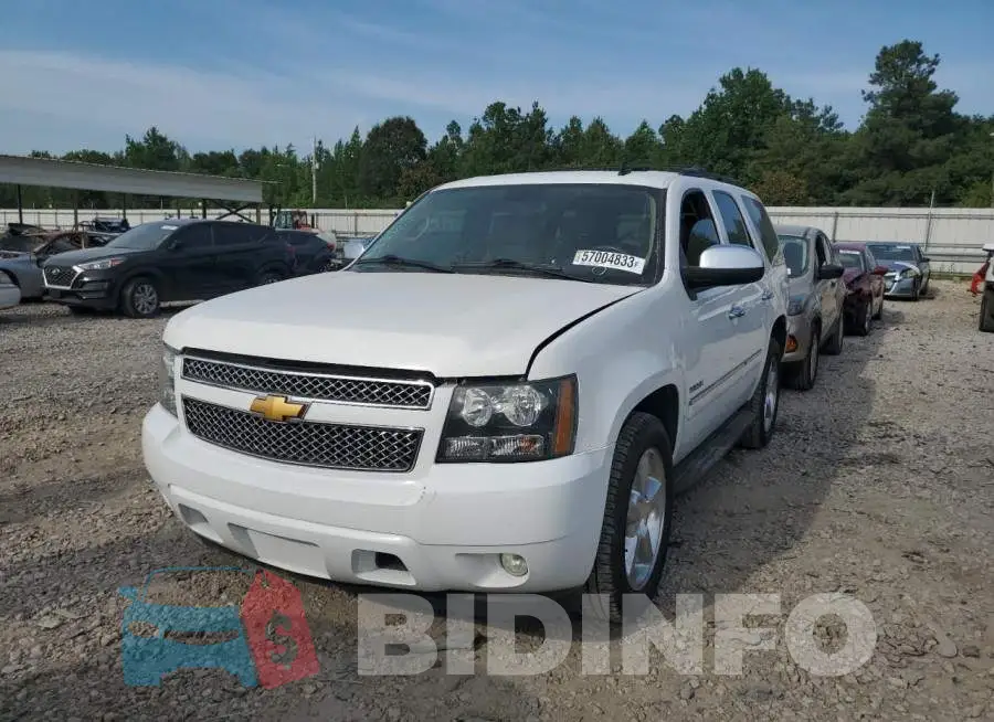 1GNSCCE03ER184712 Photo# 1