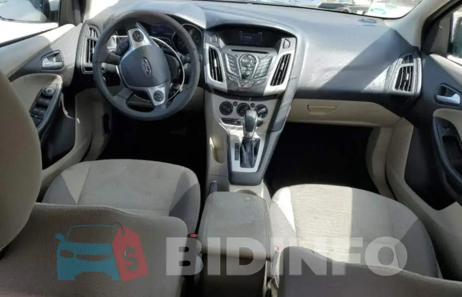 1FADP3F20EL233797 Photo# 8