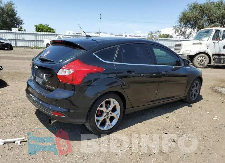 1FADP3N23EL311832 Photo# 3
