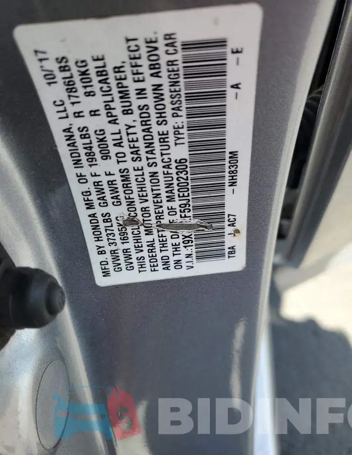 19XFC2F59JE002306 Photo# 12
