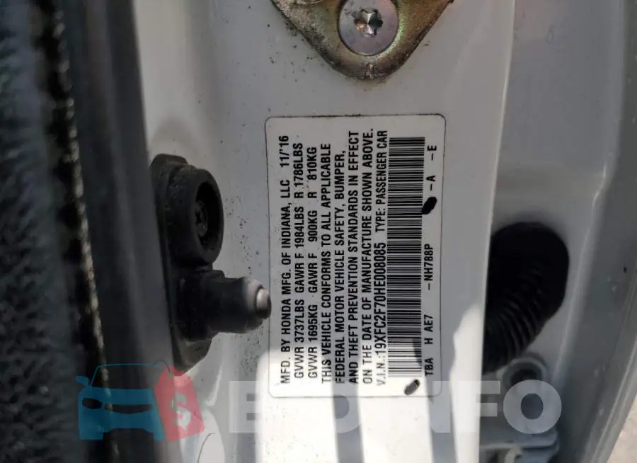 19XFC2F70HE008085 Photo# 12