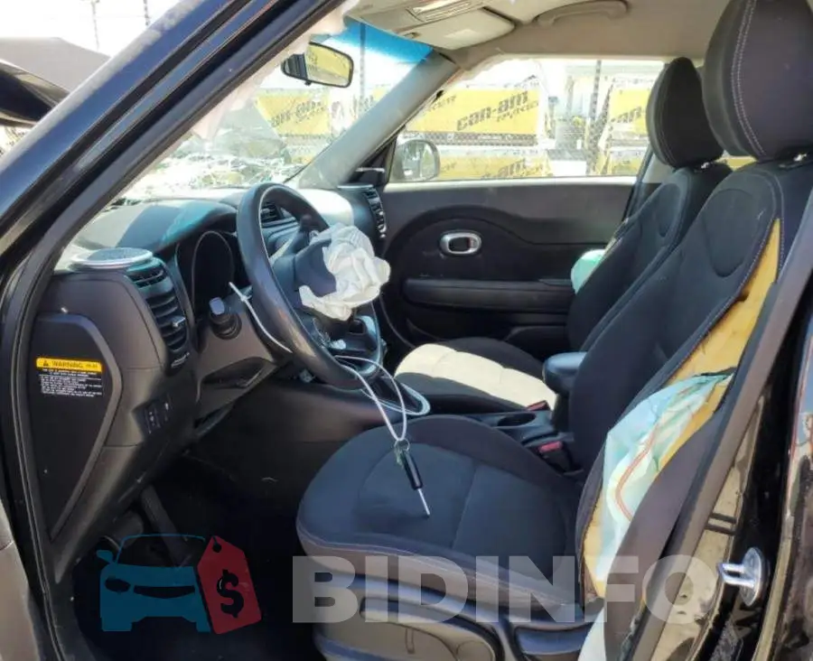 KNDJN2A2XF7217864 Photo# 7