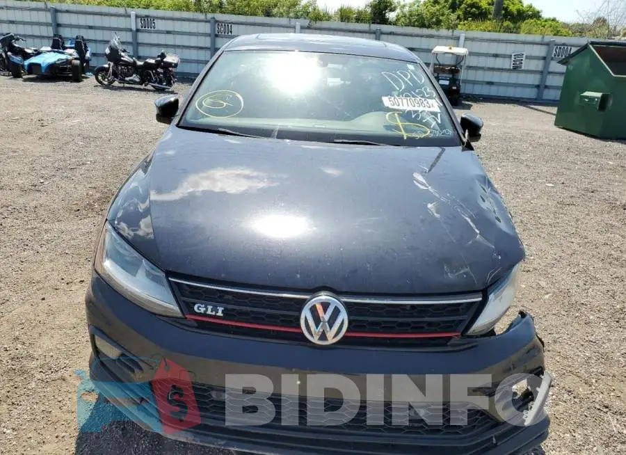 3VW4T7AJ9HM335241 Photo# 5