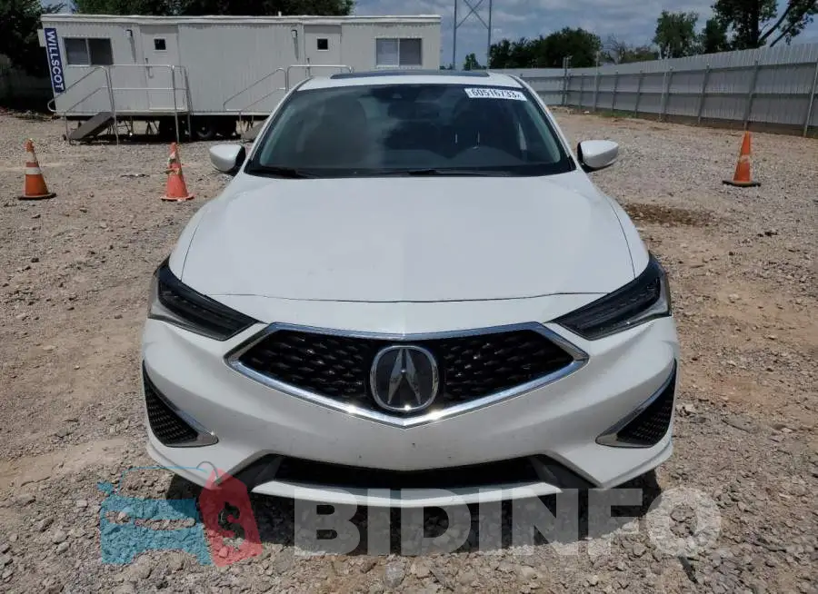 19UDE2F71MA002649 Photo# 5