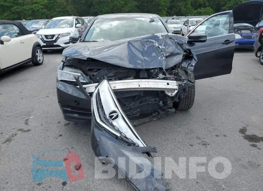 19UUB1F31FA015890 Photo# 5