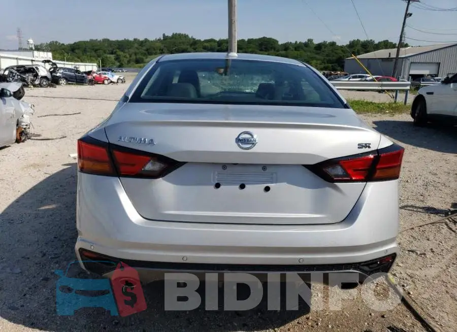 1N4BL4CV5NN310062 Photo# 6