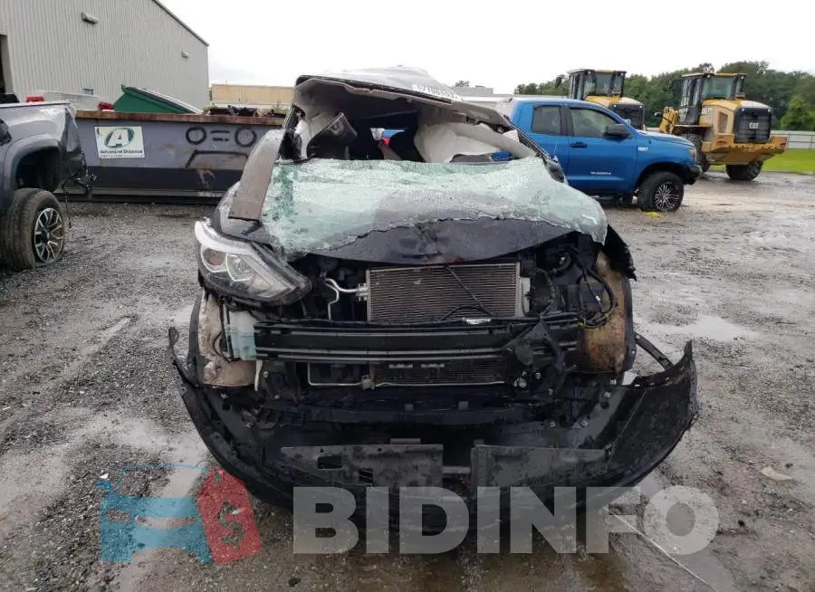 JN1BJ1CP9HW013863 Photo# 5