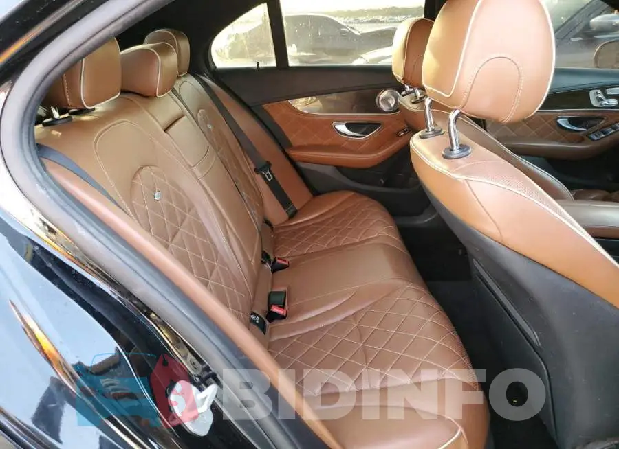 55SWF4JB2GU149682 Photo# 10