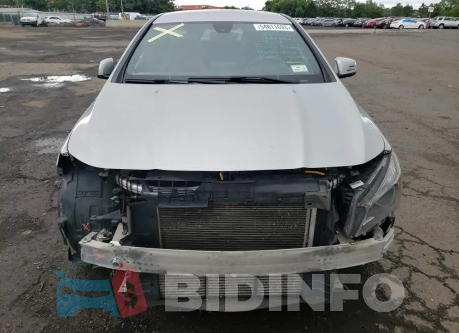 WDDSJ4EB9FN226627 Photo# 5