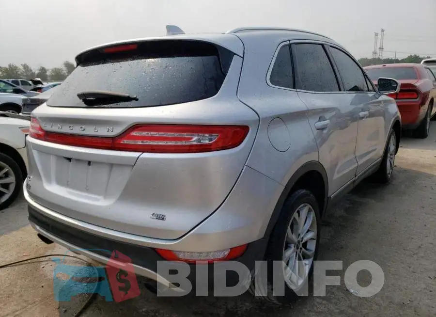 5LMCJ2D95GUJ30821 Photo# 3