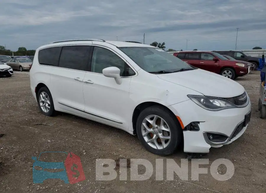 2C4RC1EG5HR764096 Photo# 4