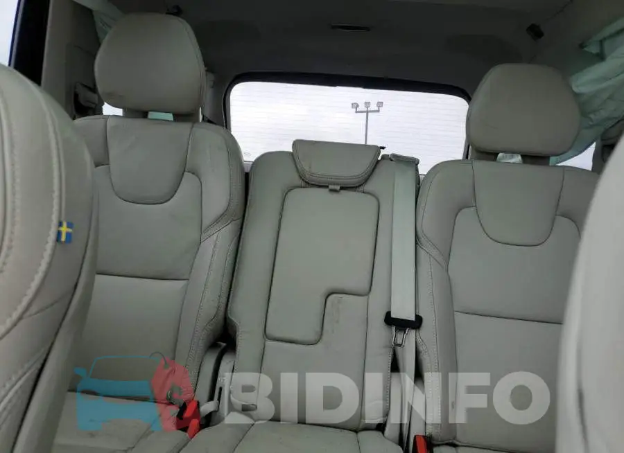 YV4A22PL7M1736165 Photo# 10