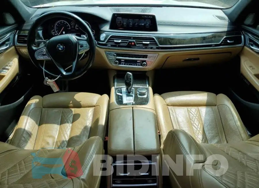 WBA7F2C52GG417201 Photo# 8